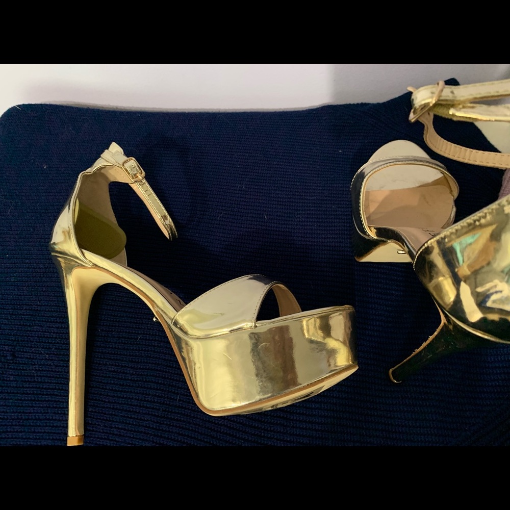 Marc DeFang Gold heels size 9 - Picture 6 of 8